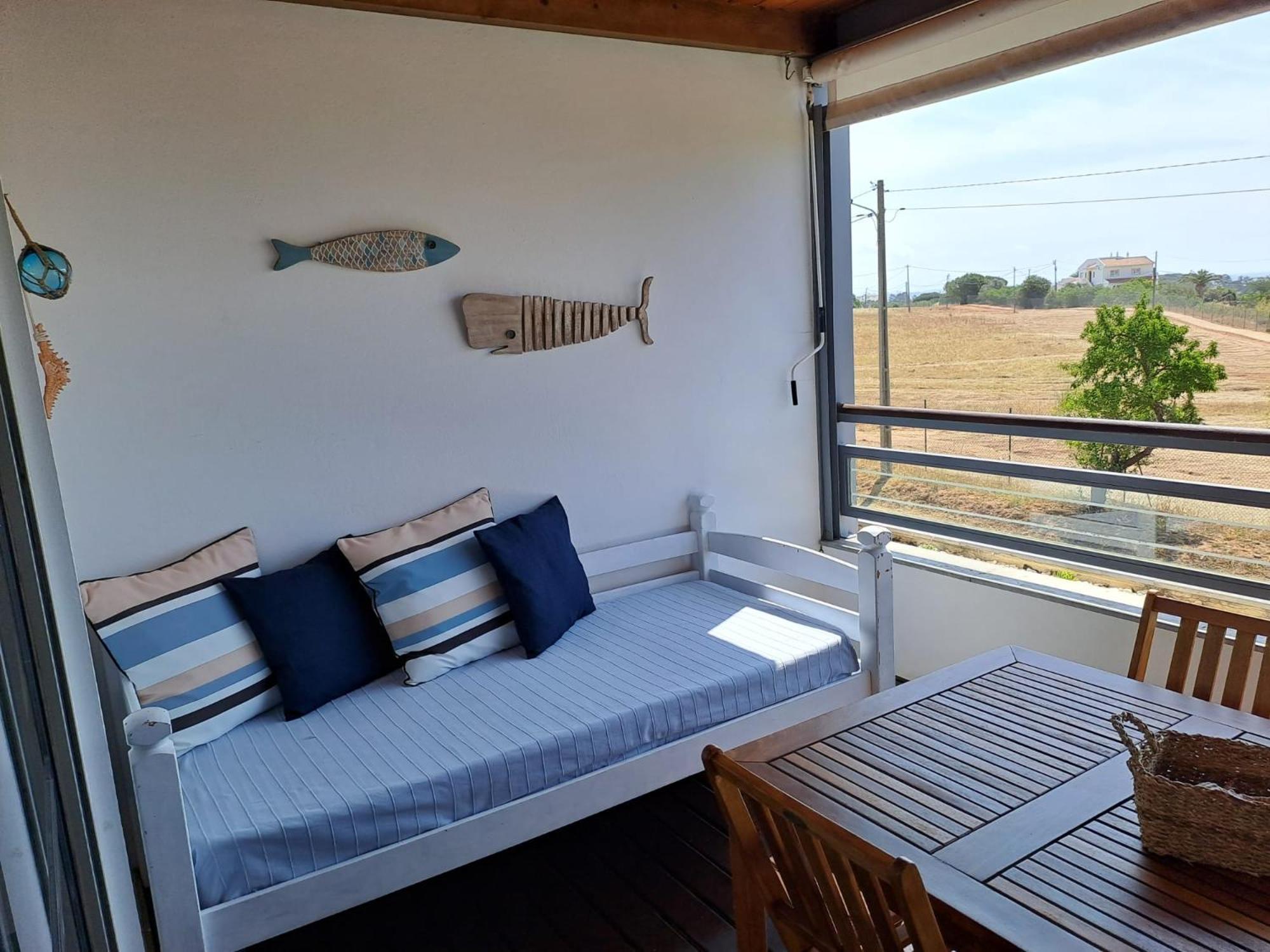 Sea View Apartment Near Meia Praia Beach In Lagos! 客房 照片